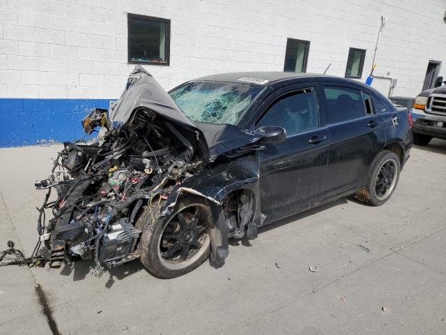 CHRYSLER 200 LX 2013 with VIN 1C3CCBAB8DN733068 - Photo from auction
