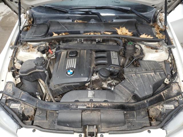 Photo 11 from auction – 2011 BMW 3 SERIES with VIN WBAPH7C55BE678575
