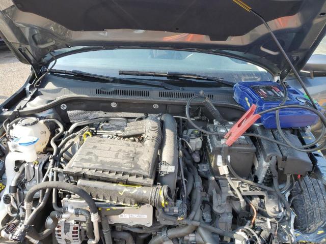 Photo 11 from auction – 2018 VOLKSWAGEN JETTA S with VIN 3VW2B7AJ7JM227202