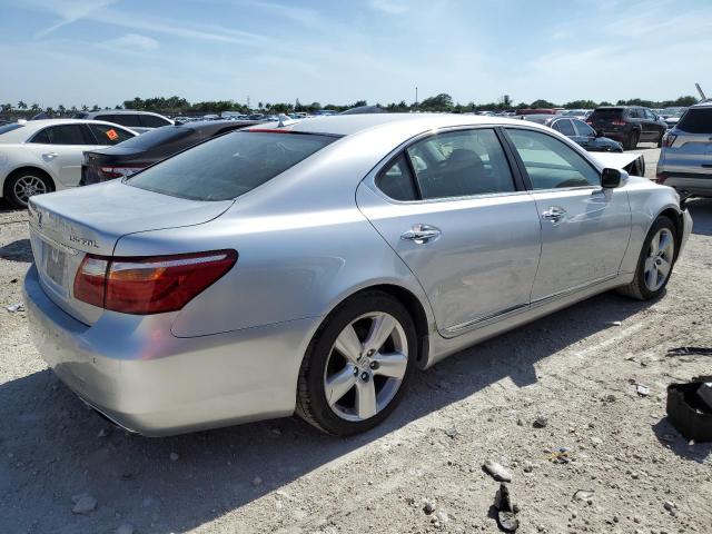 Photo 3 from auction – 2012 LEXUS LS 460L with VIN JTHGL5EF2C5045351