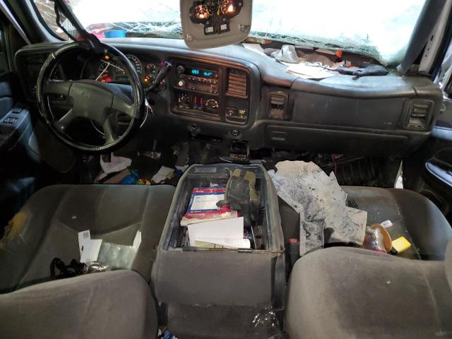 Photo 8 from auction – 2006 CHEVROLET SILVERADO with VIN 1GCHK29U26E120604