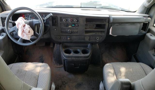 Photo 8 from auction – 2017 CHEVROLET EXPRESS G2 with VIN 1GCWGAFF7H1341263