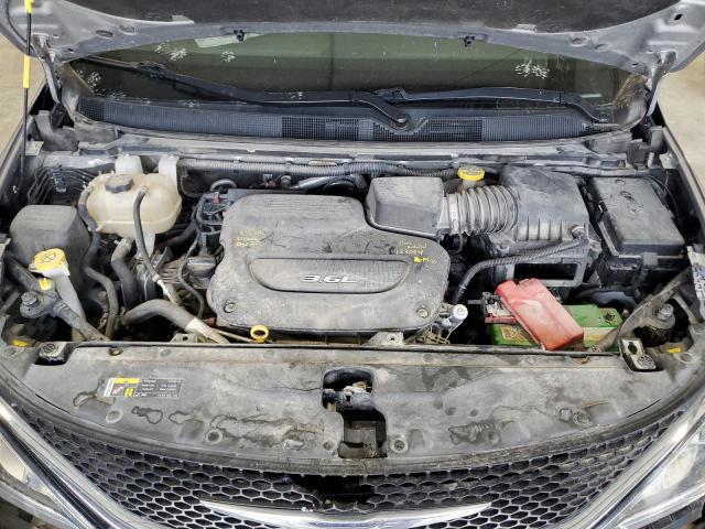 Photo 12 from auction – 2017 CHRYSLER PACIFICA L with VIN 2C4RC1GG6HR619968