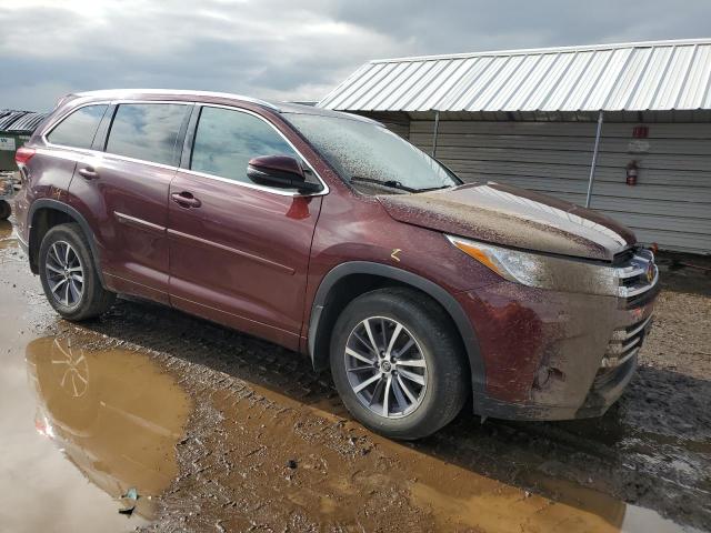 Photo 4 from auction – 2018 TOYOTA HIGHLANDER with VIN 5TDJZRFH1JS813664