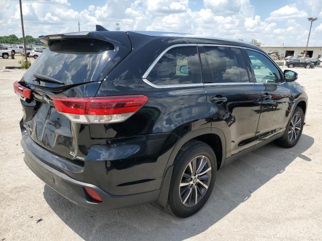 Photo 3 from auction – 2019 TOYOTA HIGHLANDER with VIN 5TDJZRFH4KS962068