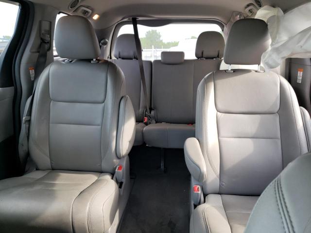 Photo 10 from auction – 2017 TOYOTA SIENNA XLE with VIN 5TDDZ3DC3HS159116