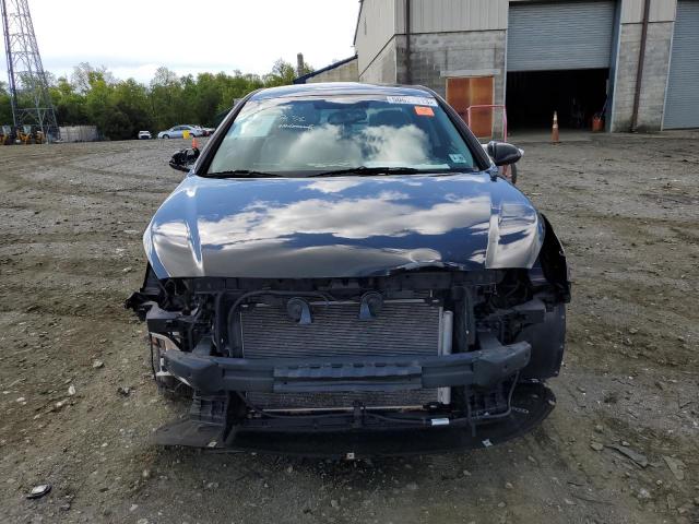 Photo 5 from auction – 2017 HYUNDAI SONATA SE with VIN 5NPE24AF2HH479742