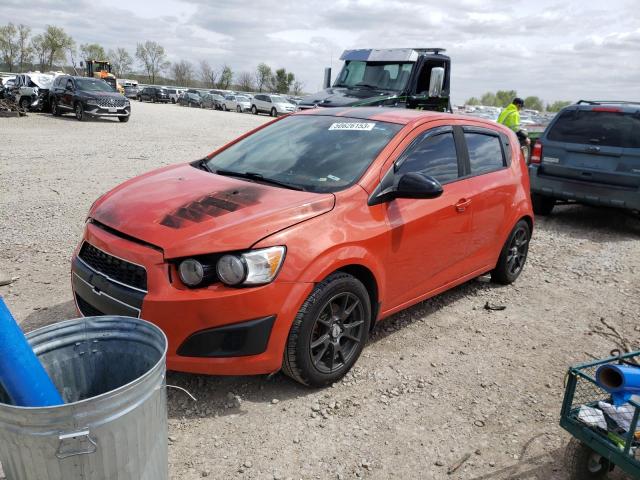 CHEVROLET SONIC LT 2013 مع رقم تعريف المركبة 1G1JD6SB3D4122997 - صورة من المزاد