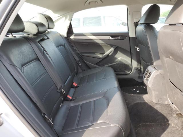 Photo 10 from auction – 2015 VOLKSWAGEN PASSAT SE with VIN 1VWBT7A36FC027306