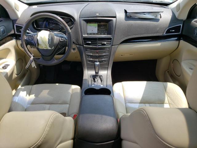 Photo 8 from auction – 2016 LINCOLN MKT with VIN 2LMHJ5AT3GBL00548