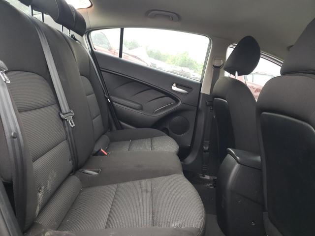 Photo 10 from auction – 2017 KIA FORTE LX with VIN 3KPFK4A72HE159175