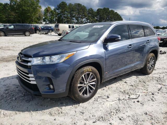 TOYOTA HIGHLANDER 2018 с VIN 5TDKZRFH2JS236633 - Фото с аукциона