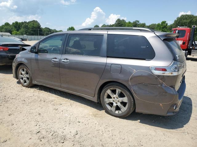 Zdjęcie 2 z aukcji – 2013 TOYOTA SIENNA SPO z VIN 5TDXK3DC8DS358903