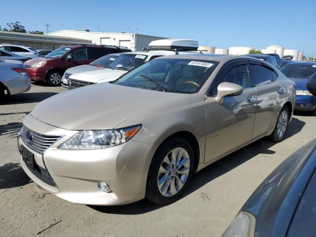LEXUS ES 300H 2013 مع رقم تعريف المركبة JTHBW1GG4D2023662 - صورة من المزاد