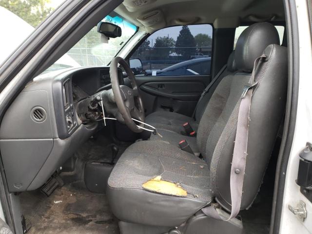 Photo 7 from auction – 2005 CHEVROLET SILVERADO with VIN 1GCEK19T65E189637
