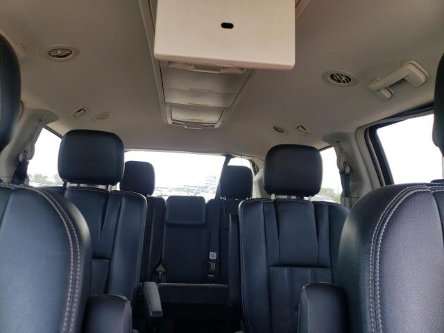 Photo 10 from auction – 2013 CHRYSLER TOWN & COU with VIN 2C4RC1BGXDR742528