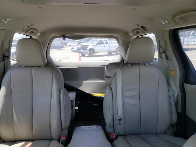 Photo 10 from auction – 2012 TOYOTA SIENNA XLE with VIN 5TDYK3DC7CS262943