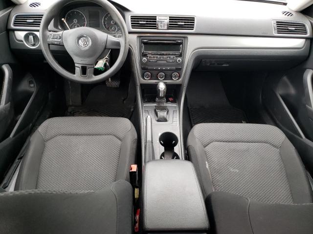 Photo 8 from auction – 2014 VOLKSWAGEN PASSAT S with VIN 1VWAT7A31EC078173