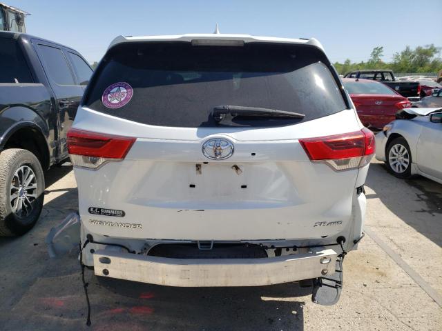 Photo 6 from auction – 2017 TOYOTA HIGHLANDER with VIN 5TDJZRFH8HS383545