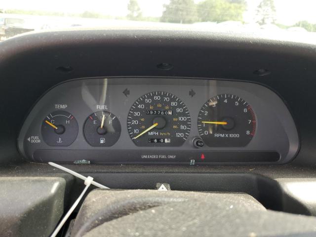 Photo 9 from auction – 1995 FORD ESCORT LX with VIN 3FASP15J4SR129704