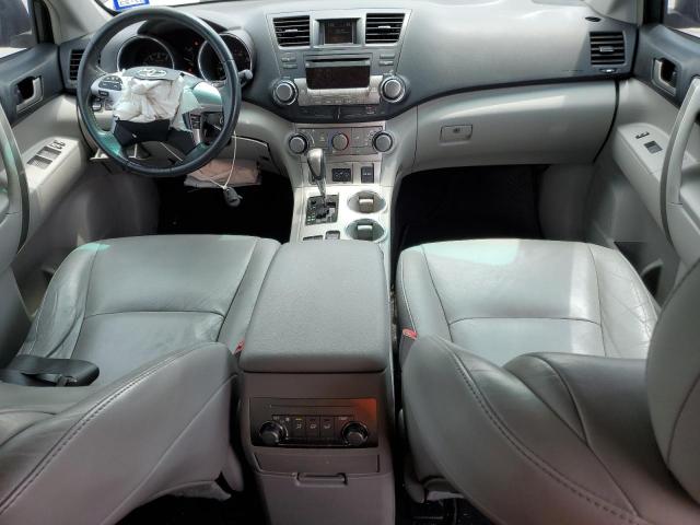 Photo 8 from auction – 2011 TOYOTA HIGHLANDER with VIN 5TDBK3EH5BS049598