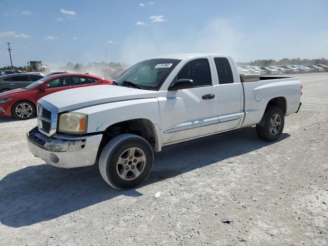 DODGE DAKOTA LAR 2005 with VIN 1D7HE52N15S193447 - Photo from auction