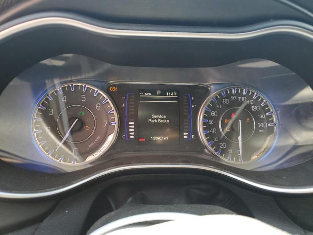 Photo 9 from auction – 2015 CHRYSLER 200 LIMITE with VIN 1C3CCCAB9FN612400