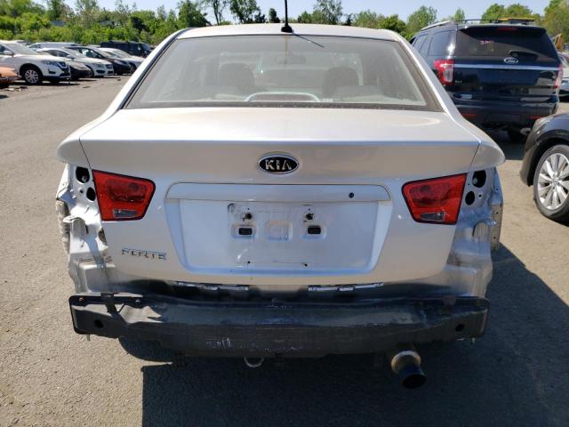 Photo 6 from auction – 2010 KIA FORTE LX with VIN KNAFT4A24A5115985