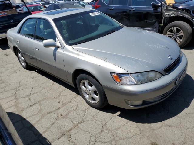 Photo 4 from auction – 1999 LEXUS ES 300 with VIN JT8BF28G8X5054095