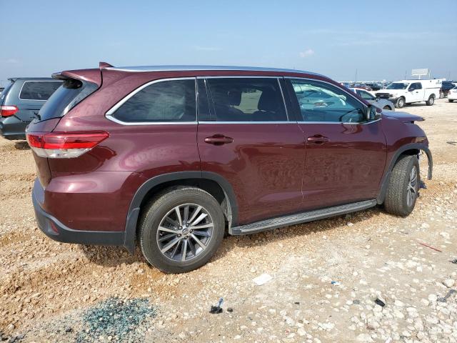 Photo 3 from auction – 2017 TOYOTA HIGHLANDER with VIN 5TDKZRFH9HS231021