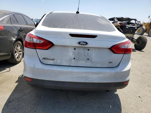 Photo 6 from auction – 2014 FORD FOCUS SE with VIN 1FADP3F23EL461972