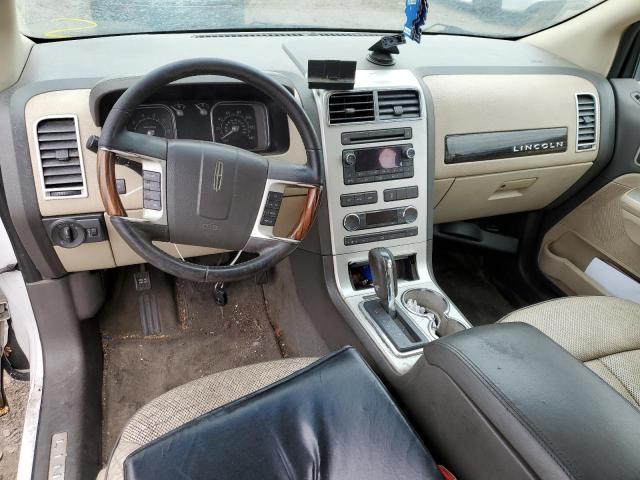 Photo 8 from auction – 2010 LINCOLN MKX with VIN 2LMDJ8JC1ABJ34800