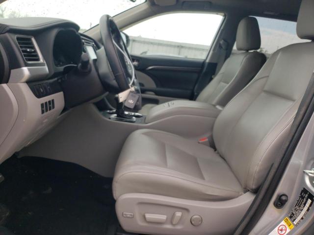 Photo 7 from auction – 2015 TOYOTA HIGHLANDER with VIN 5TDDKRFH6FS075708