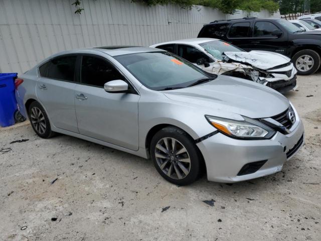 Photo 4 from auction – 2017 NISSAN ALTIMA 2.5 with VIN 1N4AL3AP7HC196754