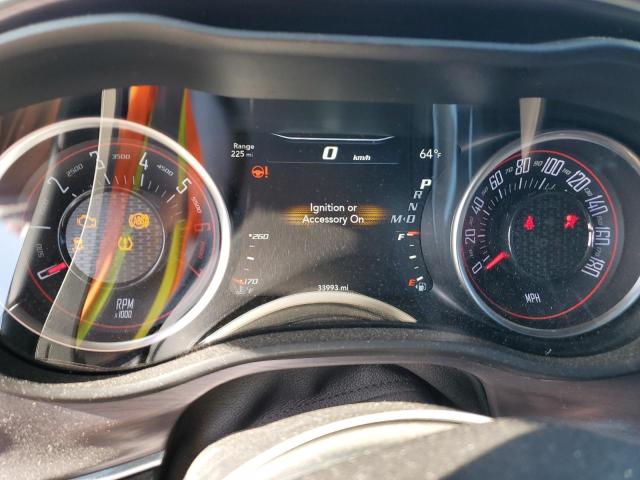 Photo 9 from auction – 2018 DODGE CHALLENGER with VIN 2C3CDZFJ2JH202345