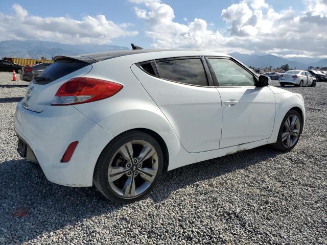 Photo 3 from auction – 2016 HYUNDAI VELOSTER with VIN KMHTC6AD9GU257830