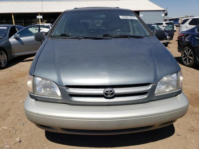 Photo 5 from auction – 1998 TOYOTA SIENNA LE with VIN 4T3ZF13C4WU088802