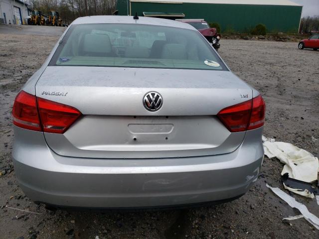 Photo 6 from auction – 2015 VOLKSWAGEN PASSAT S with VIN 1VWAT7A38FC035502