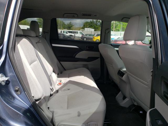 Photo 11 from auction – 2018 TOYOTA HIGHLANDER with VIN 5TDBZRFH1JS850458