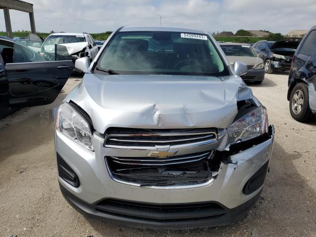 Photo 5 from auction – 2016 CHEVROLET TRAX LS with VIN KL7CJKSB4GB760982