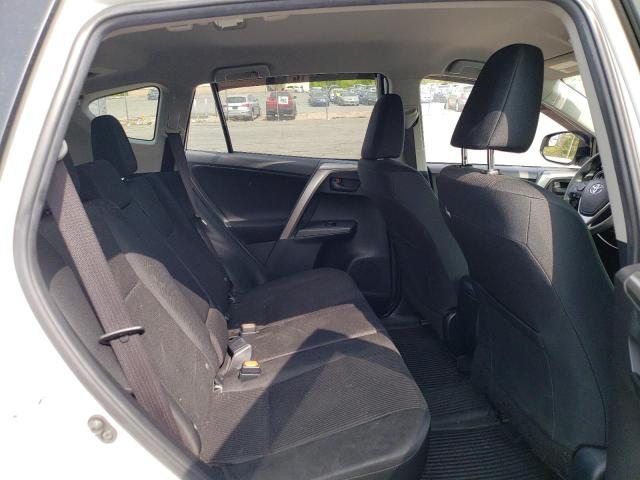 Photo 11 from auction – 2018 TOYOTA RAV4 LE with VIN JTMBFREV2JJ236791