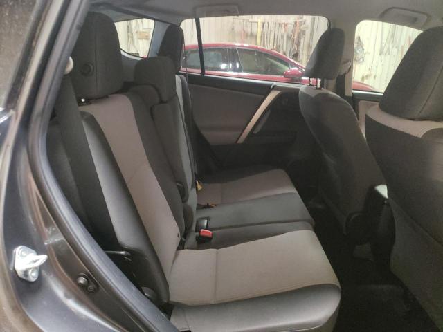 Photo 11 from auction – 2015 TOYOTA RAV4 LE with VIN JTMZFREV7FJ047463