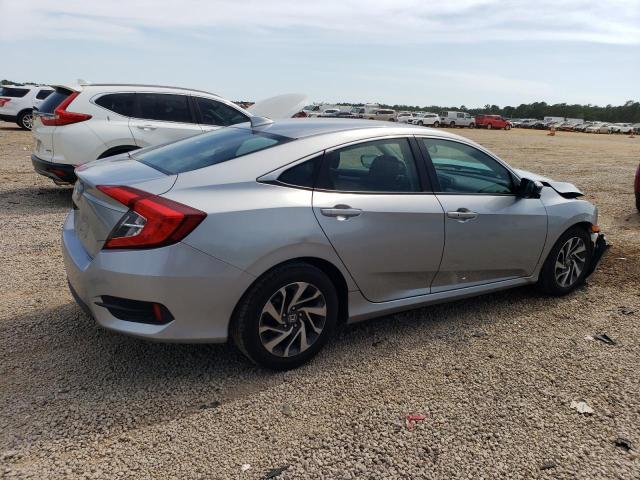 Photo 3 from auction – 2017 HONDA CIVIC EX with VIN 19XFC2F70HE027588