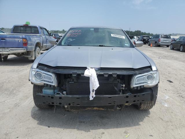 Photo 5 from auction – 2016 CHRYSLER 300 LIMITE with VIN 2C3CCAAG8GH141642