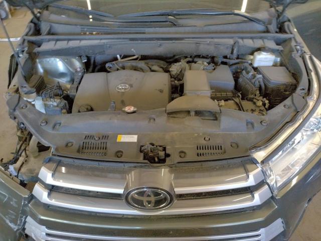Photo 11 from auction – 2019 TOYOTA HIGHLANDER with VIN 5TDJZRFH2KS984649