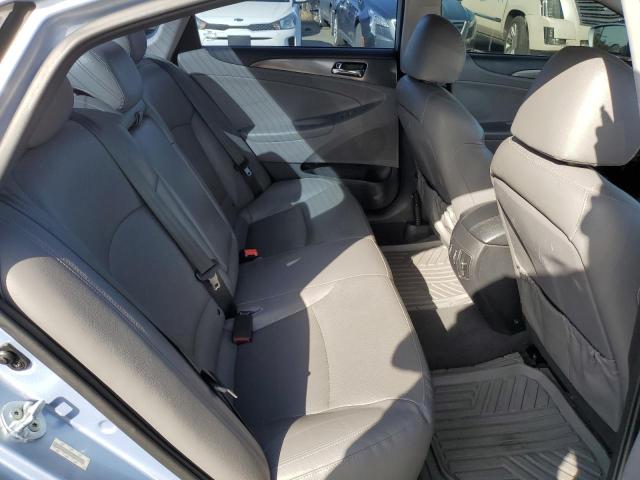 Photo 10 from auction – 2012 HYUNDAI SONATA HYB with VIN KMHEC4A40CA057055