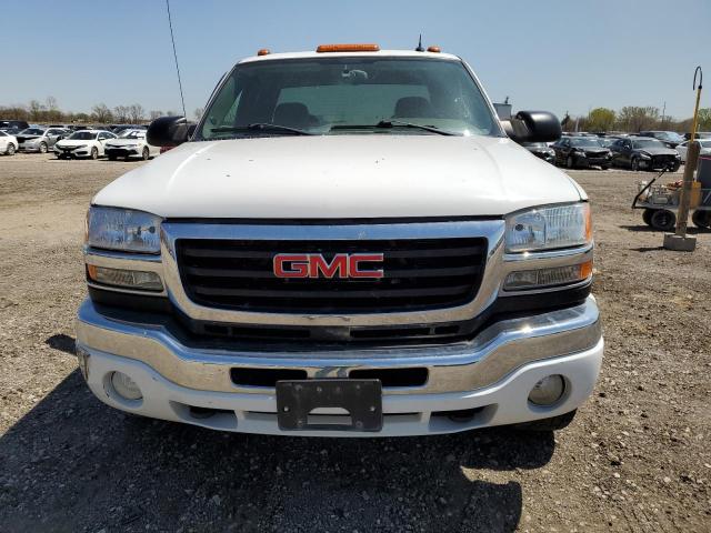 Photo 5 from auction – 2004 GMC 3500 HD with VIN 1GTHK39GX4E371058
