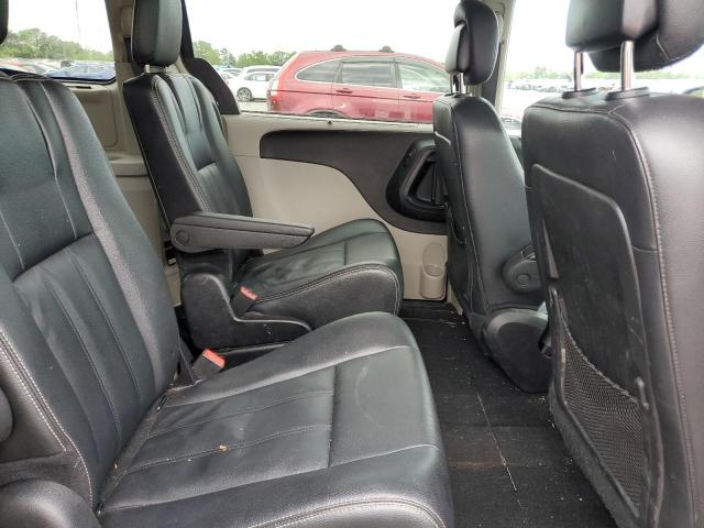 Photo 11 from auction – 2016 CHRYSLER TOWN & COU with VIN 2C4RC1BG2GR119831