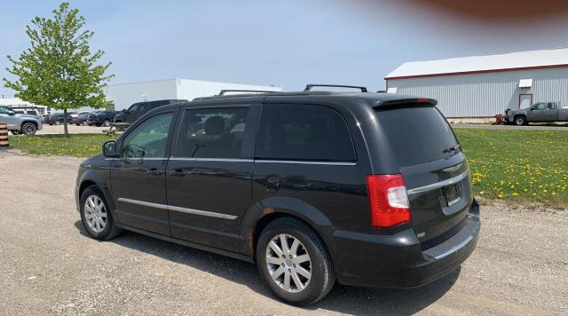 Photo 3 from auction – 2014 CHRYSLER TOWN & COU with VIN 2C4RC1BG1ER219173