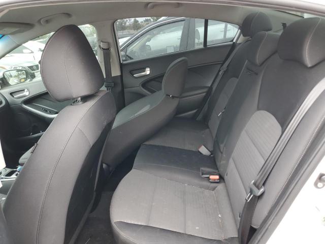 Photo 10 from auction – 2017 KIA FORTE LX with VIN 3KPFL4A79HE117552